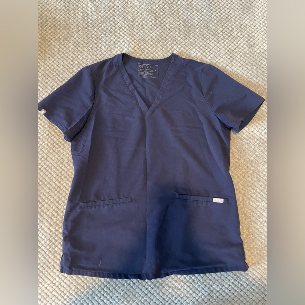 Figs Casma Three-Pocket Scrub Top
